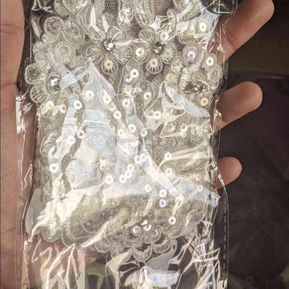 Lace Rhinestone Bridal Hand Accessories - Picture 10 of 16